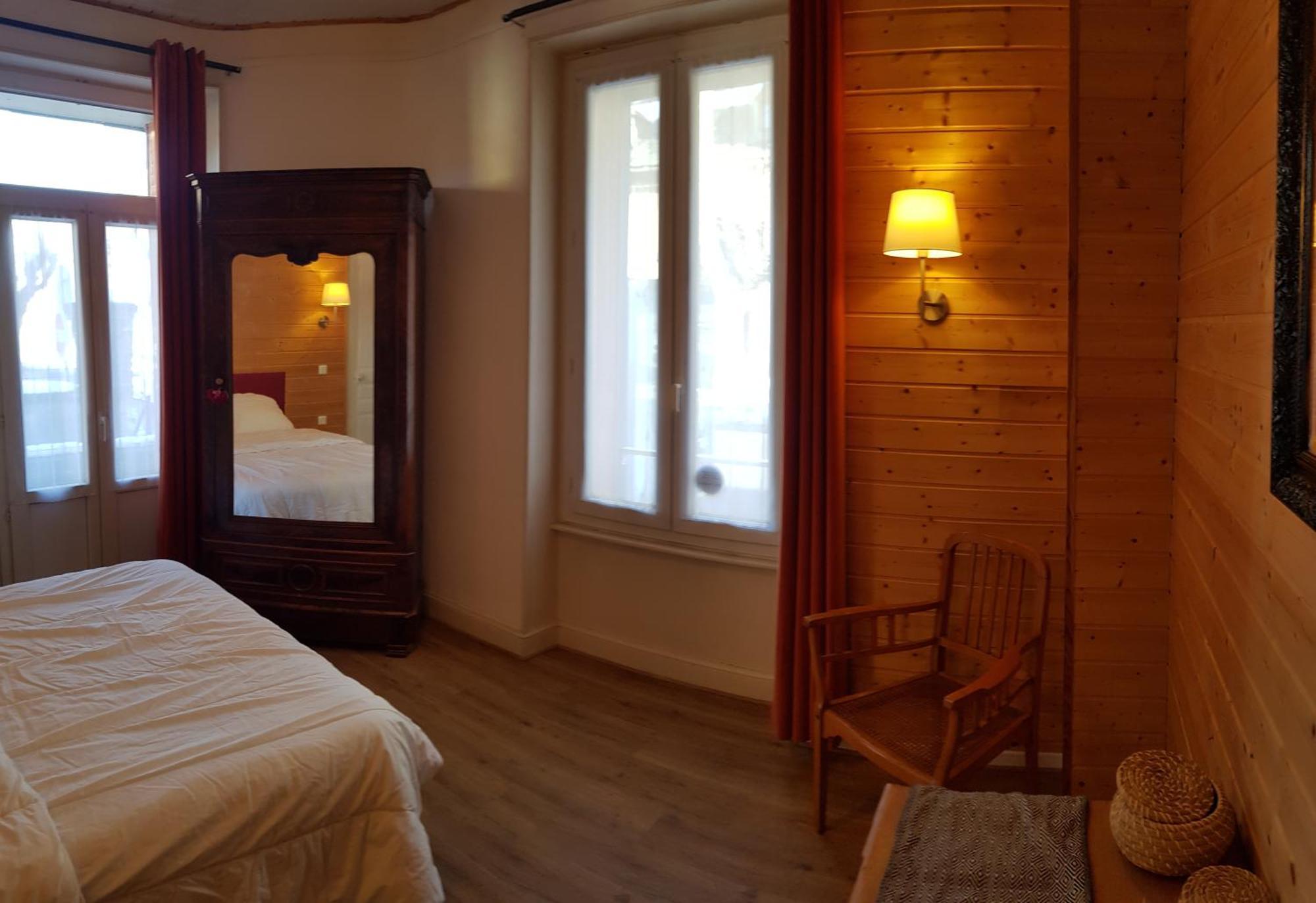 La Maison Des Familles 10 Appartements Le Mont-Dore Quarto foto